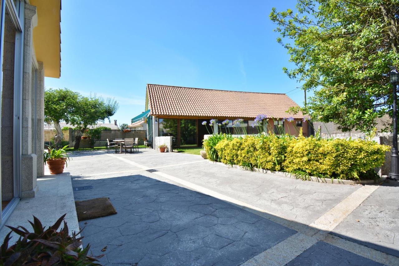 Galihost - Casa Con Precioso Jardin En Vilanova De Arousa 외부 사진