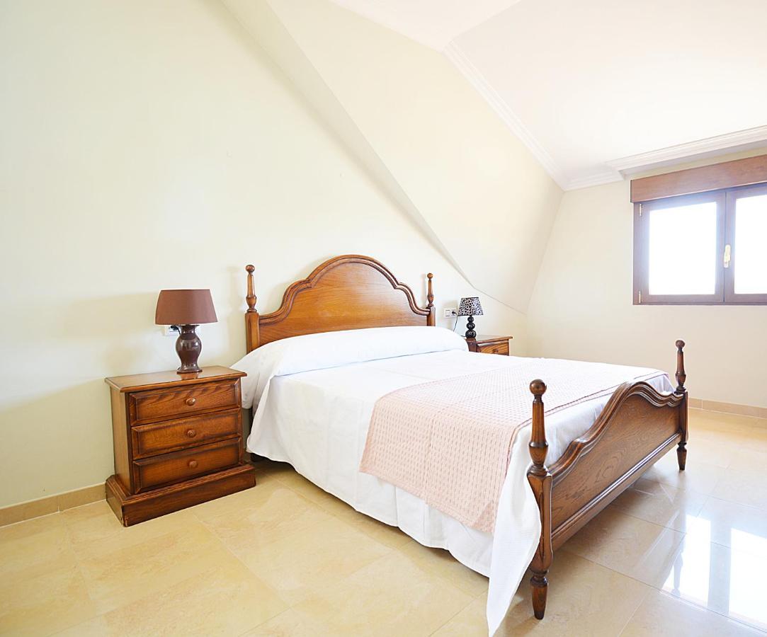Galihost - Casa Con Precioso Jardin En Vilanova De Arousa 외부 사진