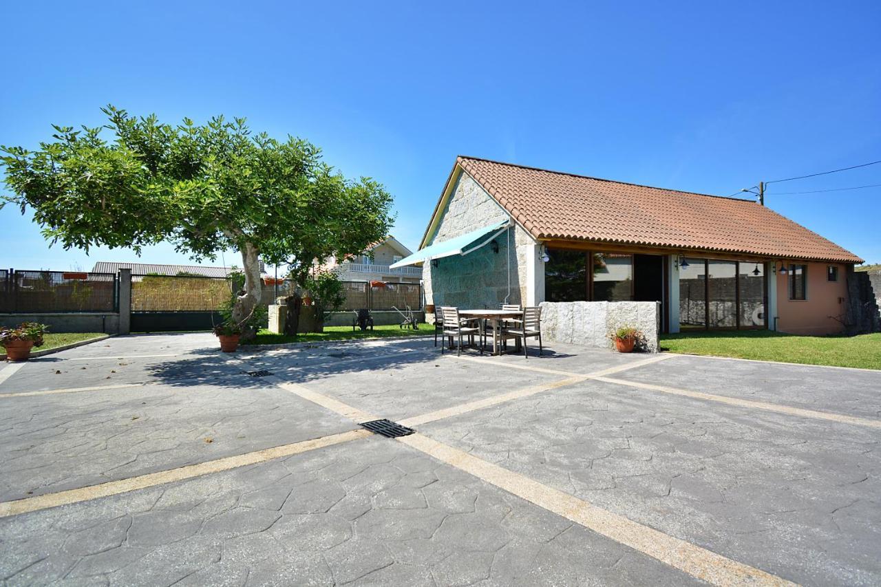 Galihost - Casa Con Precioso Jardin En Vilanova De Arousa 외부 사진