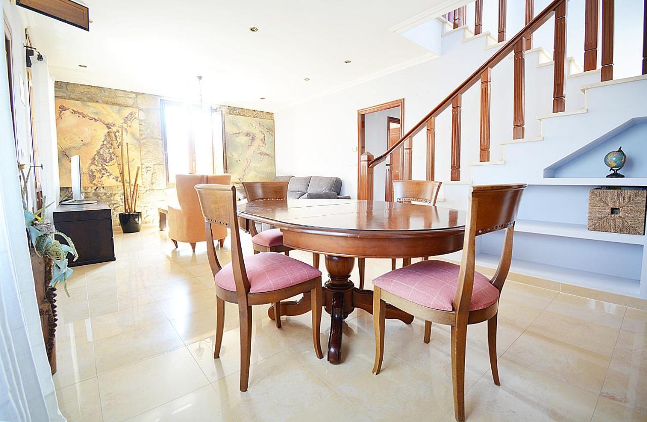 Galihost - Casa Con Precioso Jardin En Vilanova De Arousa 외부 사진