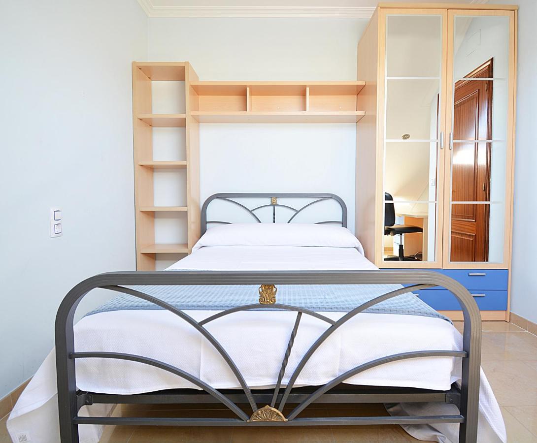 Galihost - Casa Con Precioso Jardin En Vilanova De Arousa 외부 사진
